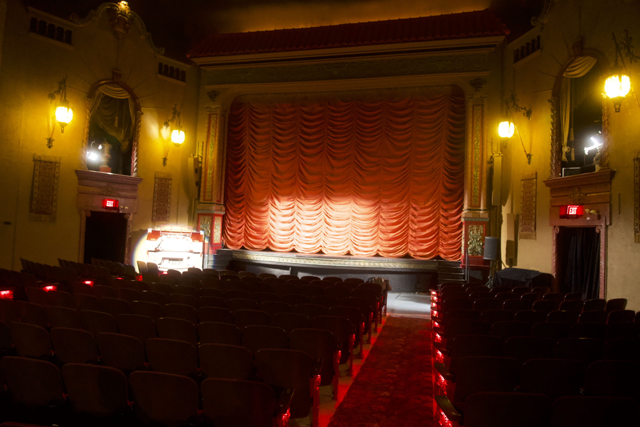 Music box theatre