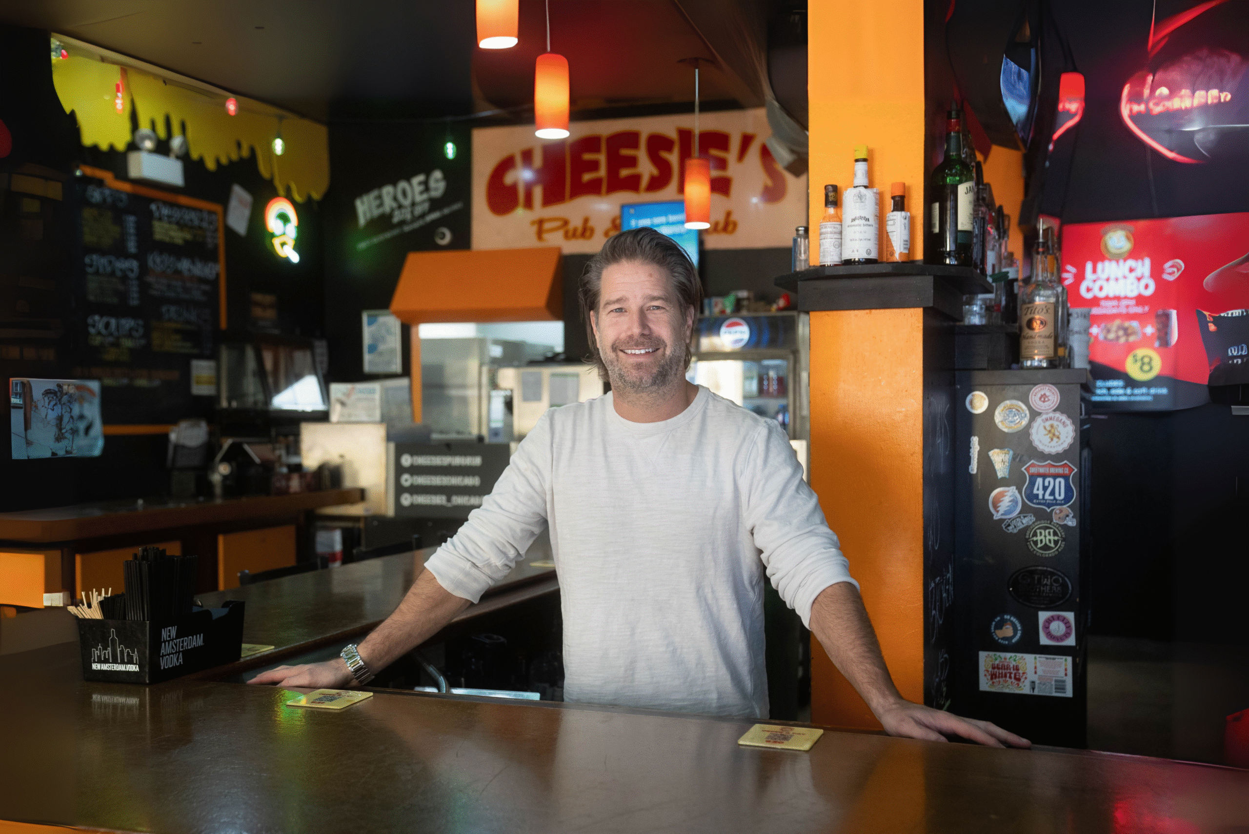 6 Smart Tips for Working in Retail with Cheesie’s Pub & Grub